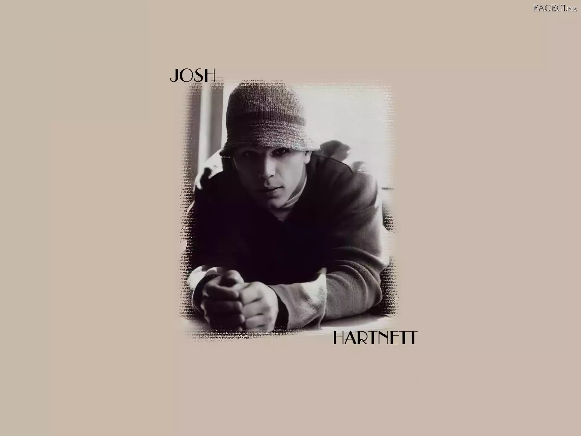 Josh Hartnett, czapka